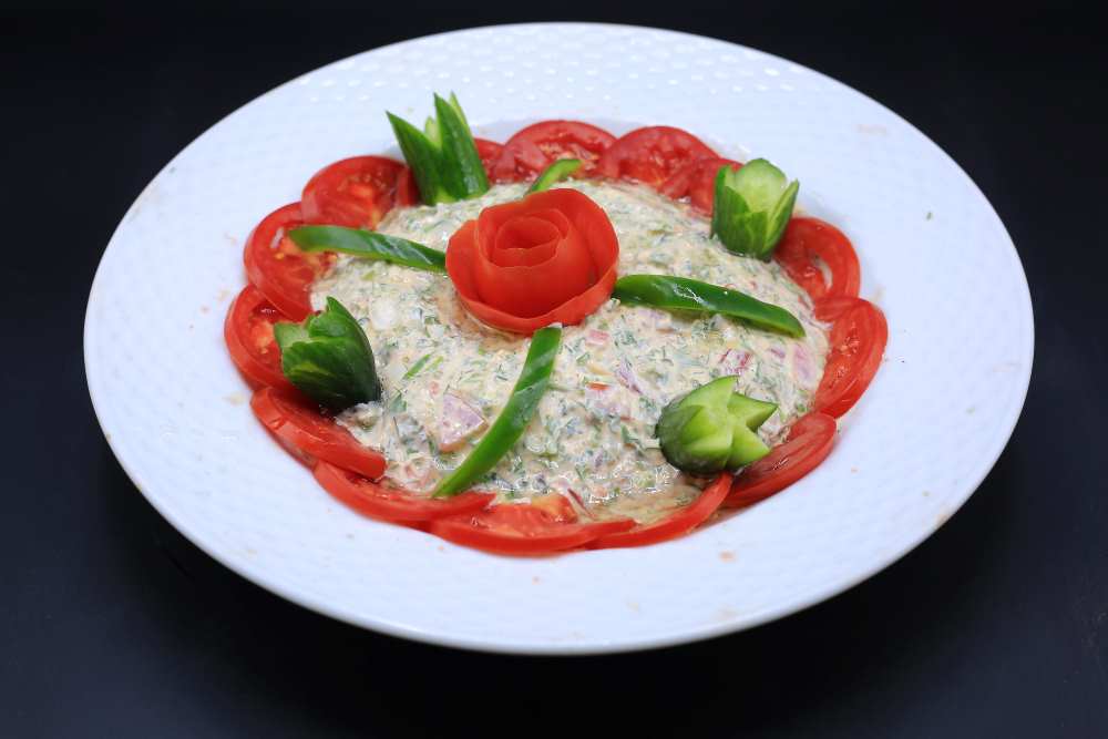 جبنة بالطماطم