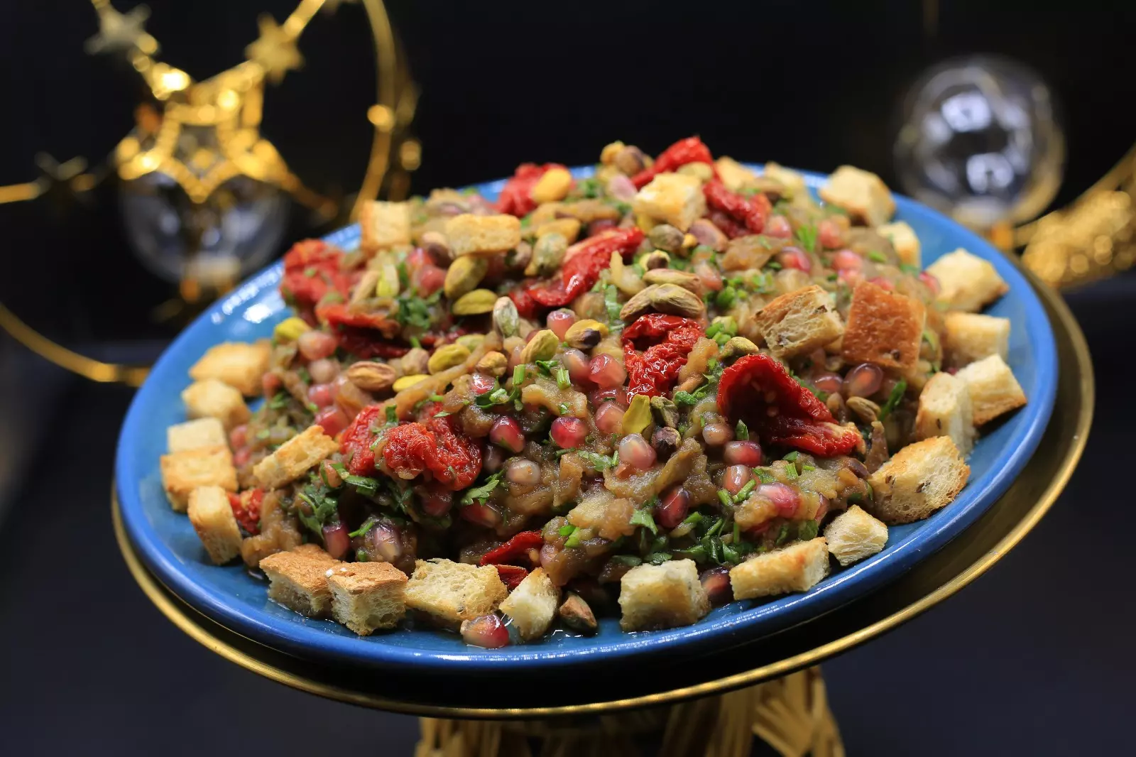 سلطة باذنجان بالرمان