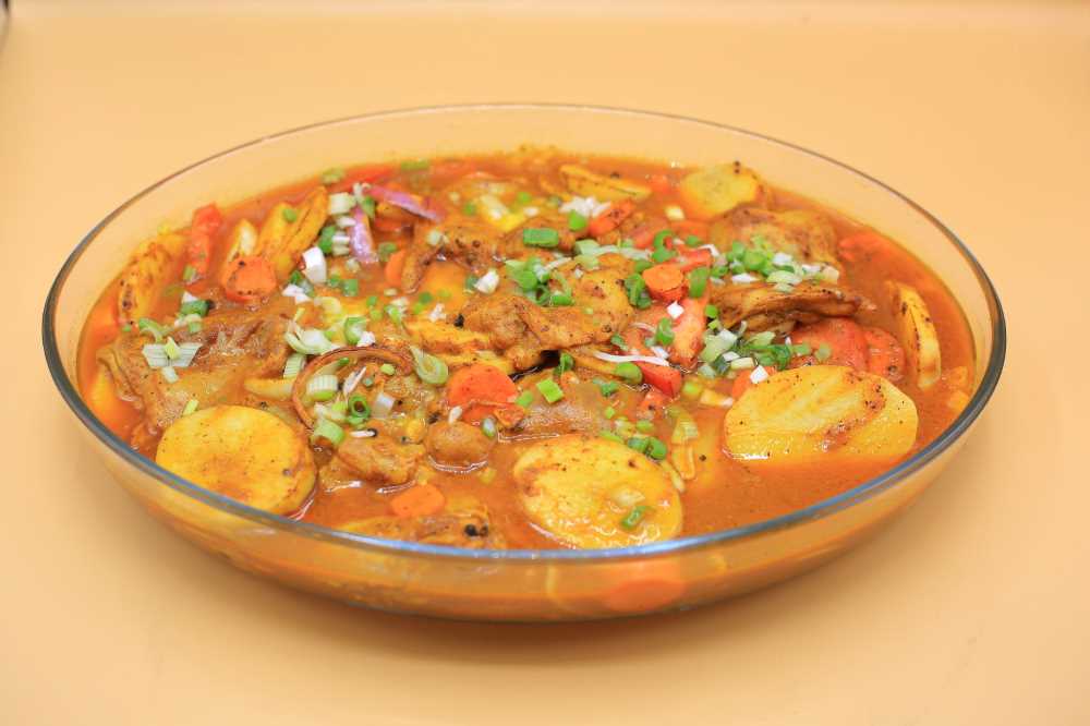 صينية بطاطس بالدجاج