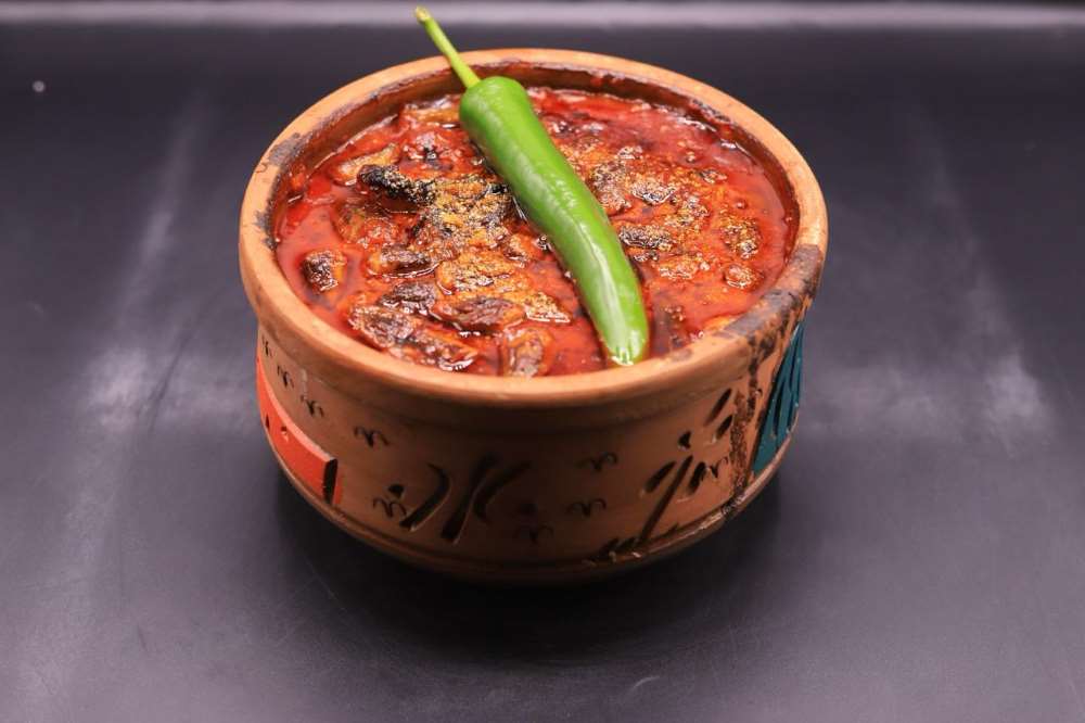 طاجن بامية باللحمة الضاني