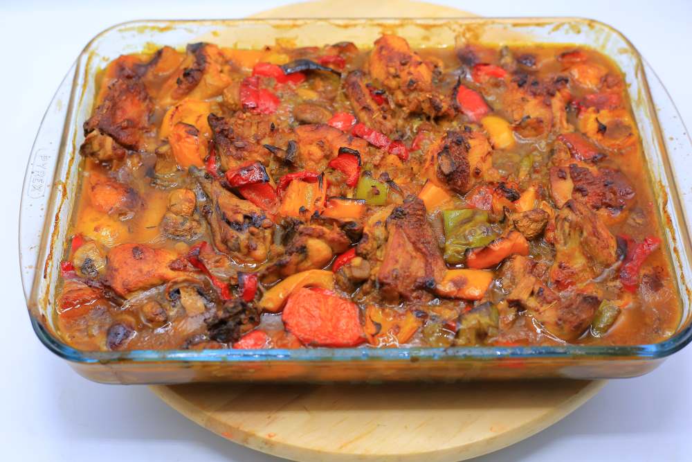 طاجن دجاج بصوص الثوم والصويا