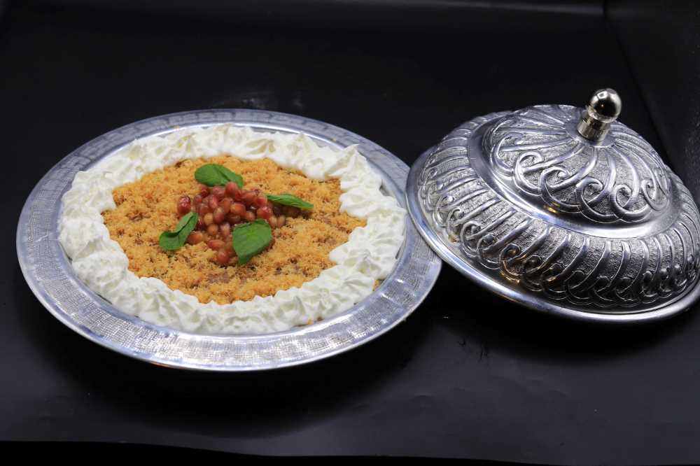 كنافة وسوبيا بالرمان