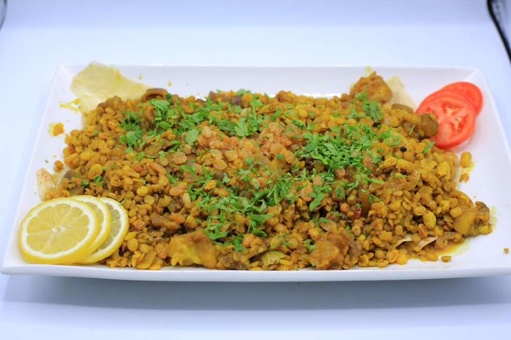 كوارع بالحمص والزبيب