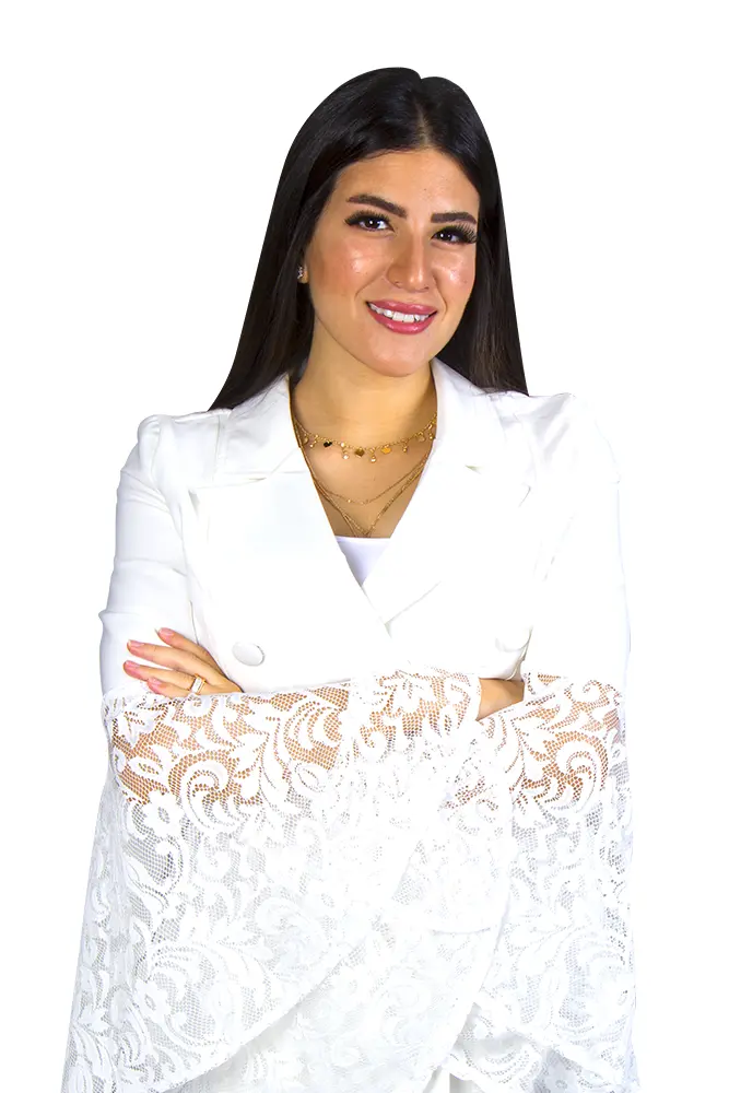 نورا السادات