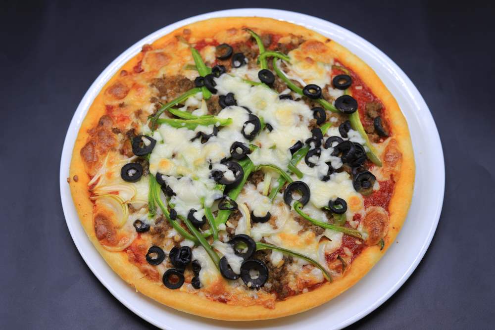 بيتزا باللحمة المفرومة