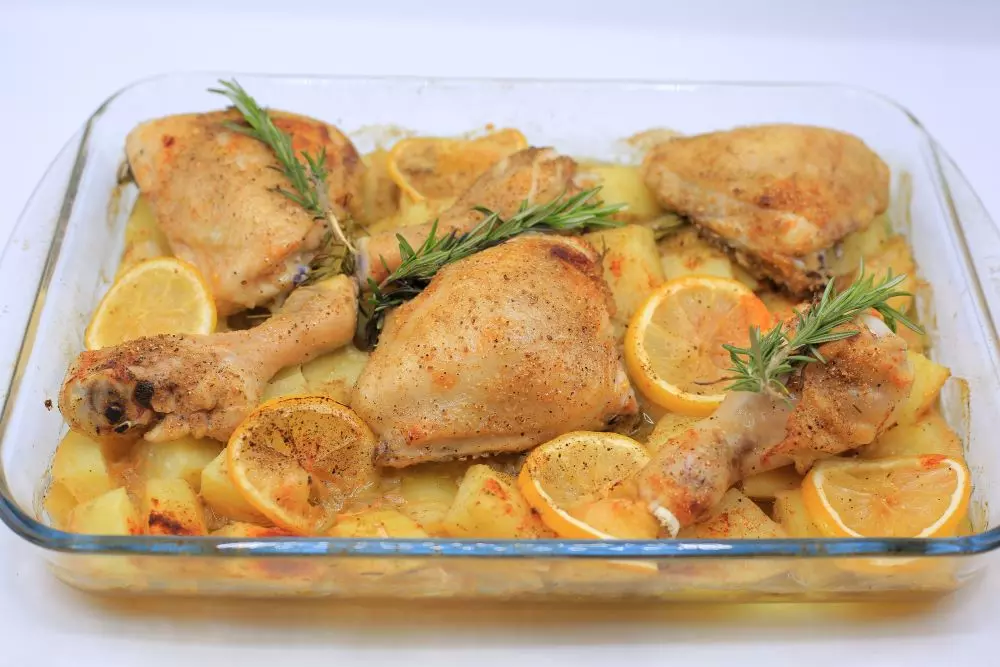صينيه دجاج بالبطاطس