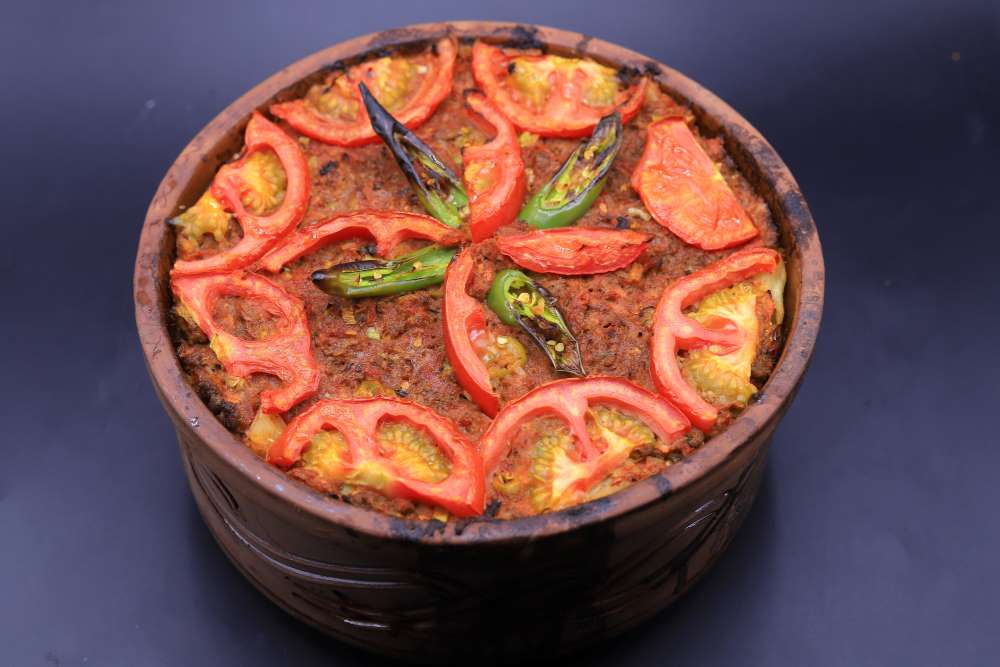 طاجن مكرونة باللحمة المفرومة