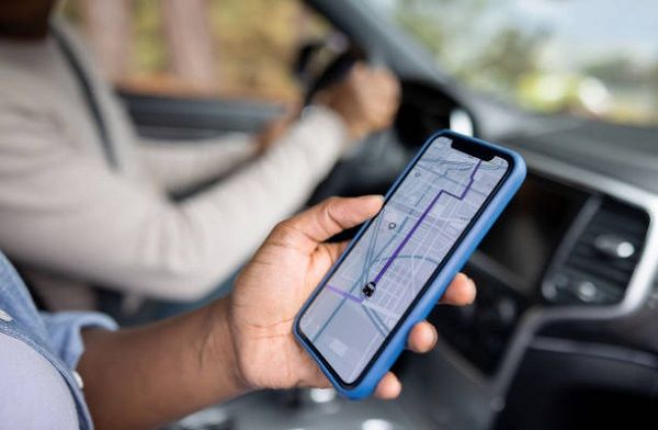 نصائح لحماية نفسك عند استخدام سيارات الأجرة