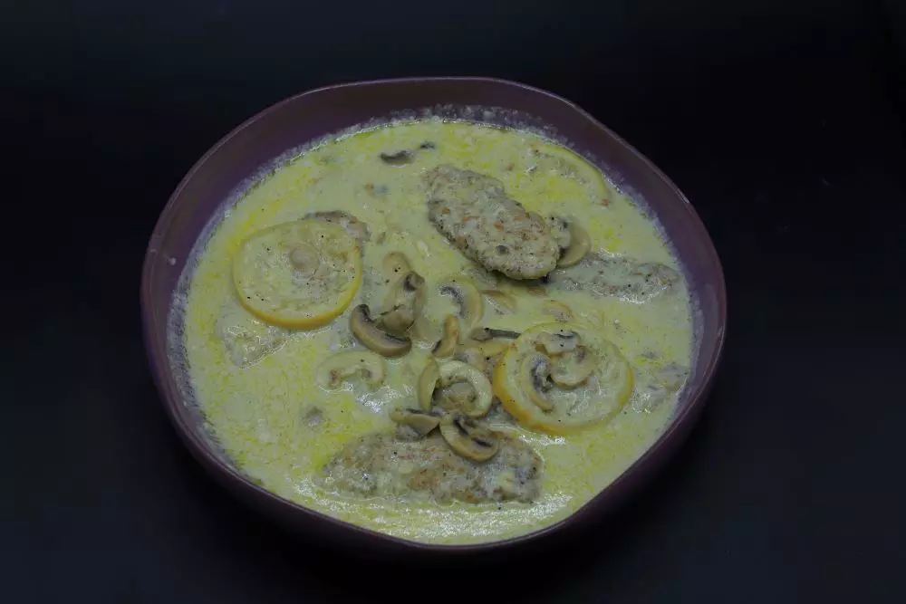 بيكاتا الدجاج بالمشروم