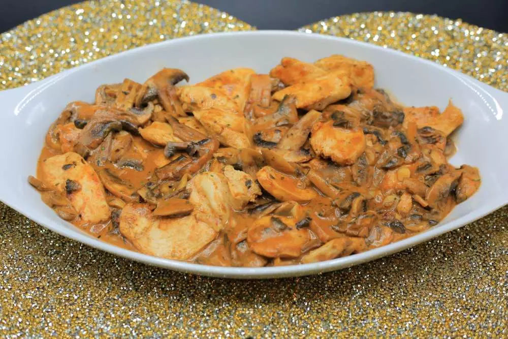 دجاج بالبينك صوص