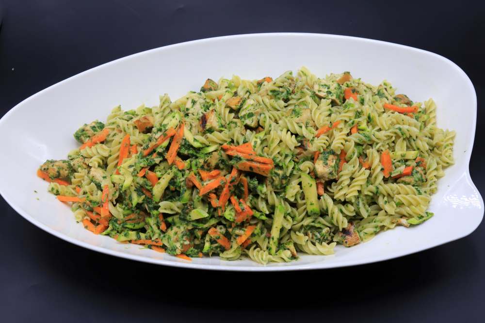 مكرونة بصوص السبانخ