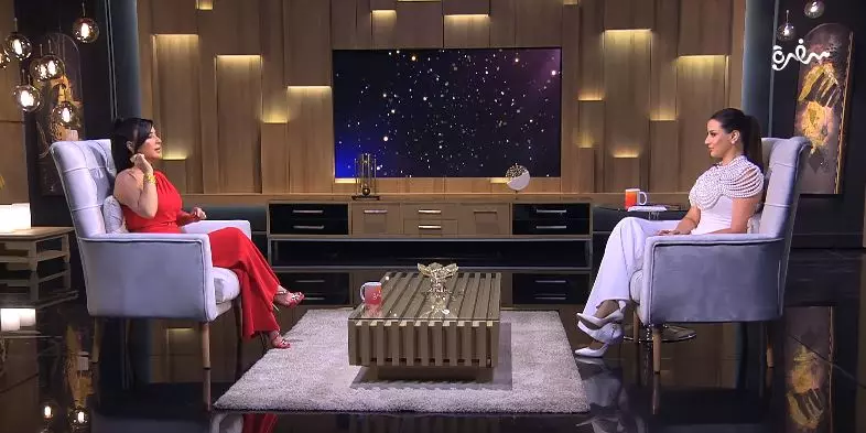 ماغي بو غصن في هي وبس مع رضوى الشربيني