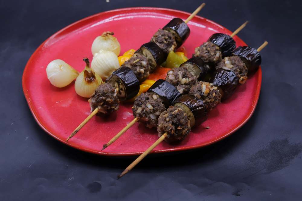 أسياخ الكفتة بالباذنجان