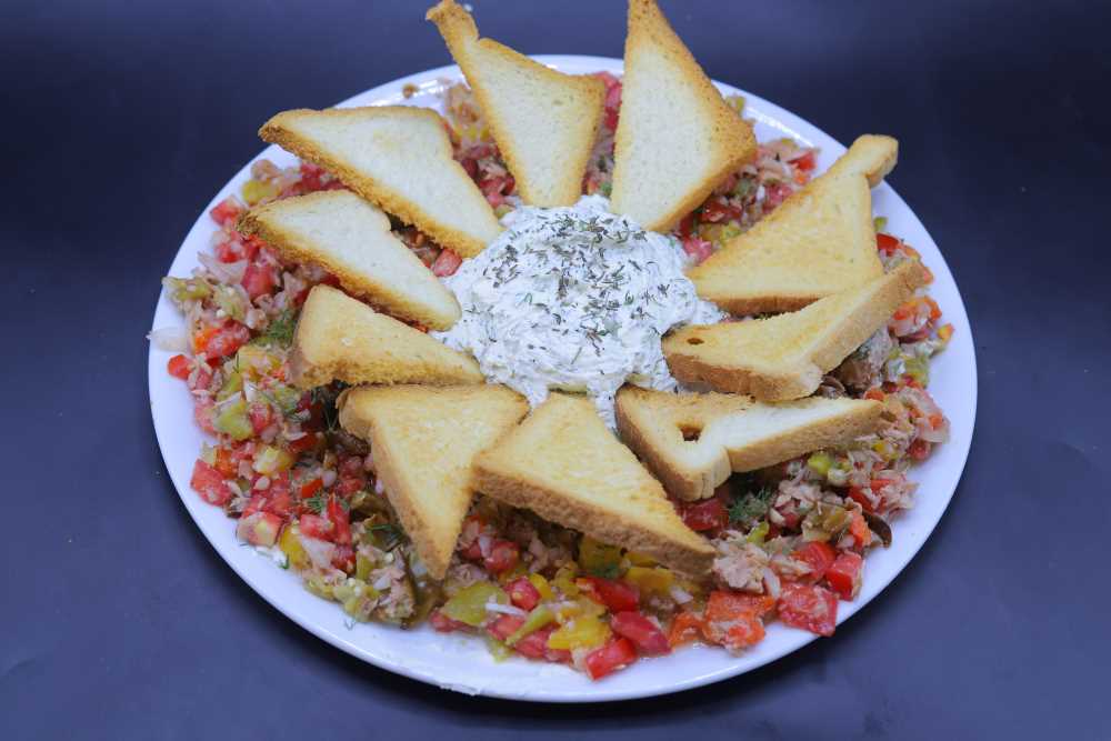 غموس التونة باللبنة