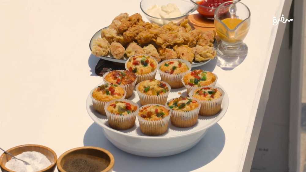 كب كيك بالفواكه المسكرة