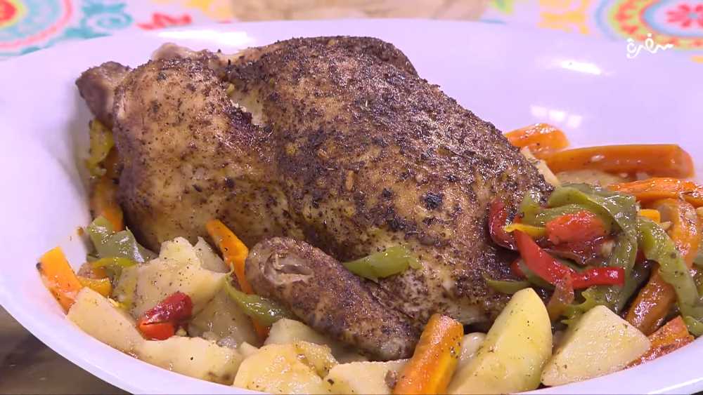 دجاجة محشية بالفريك والبصل