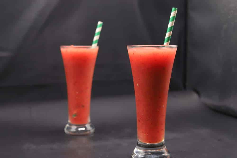 سموذى البطيخ والعنب