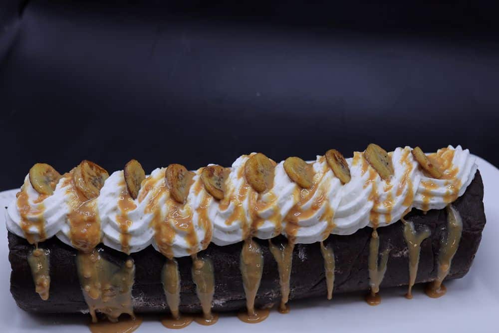 سويسرول الموز والطوفي البيتي