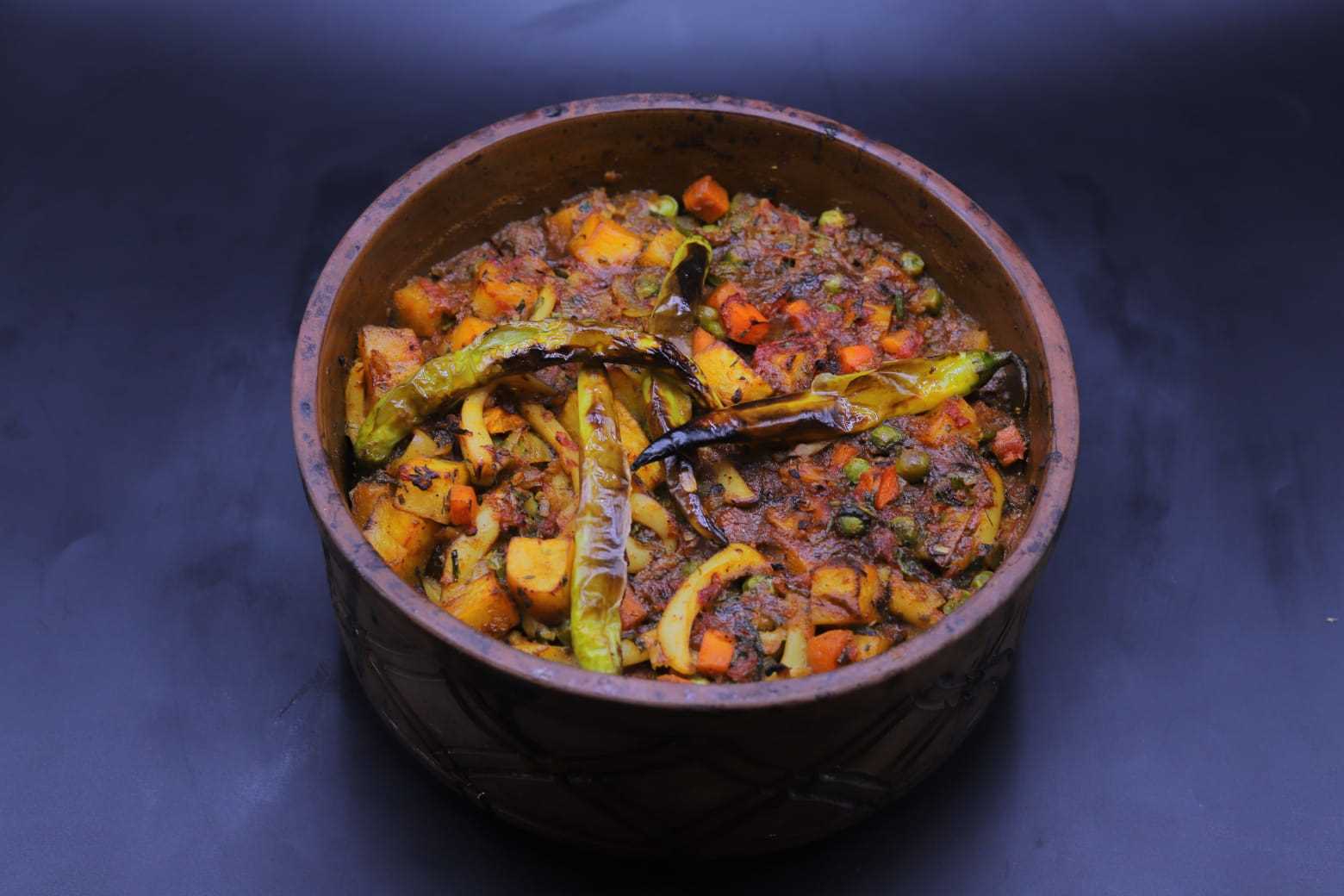 طاجن كاليماري بالخضار