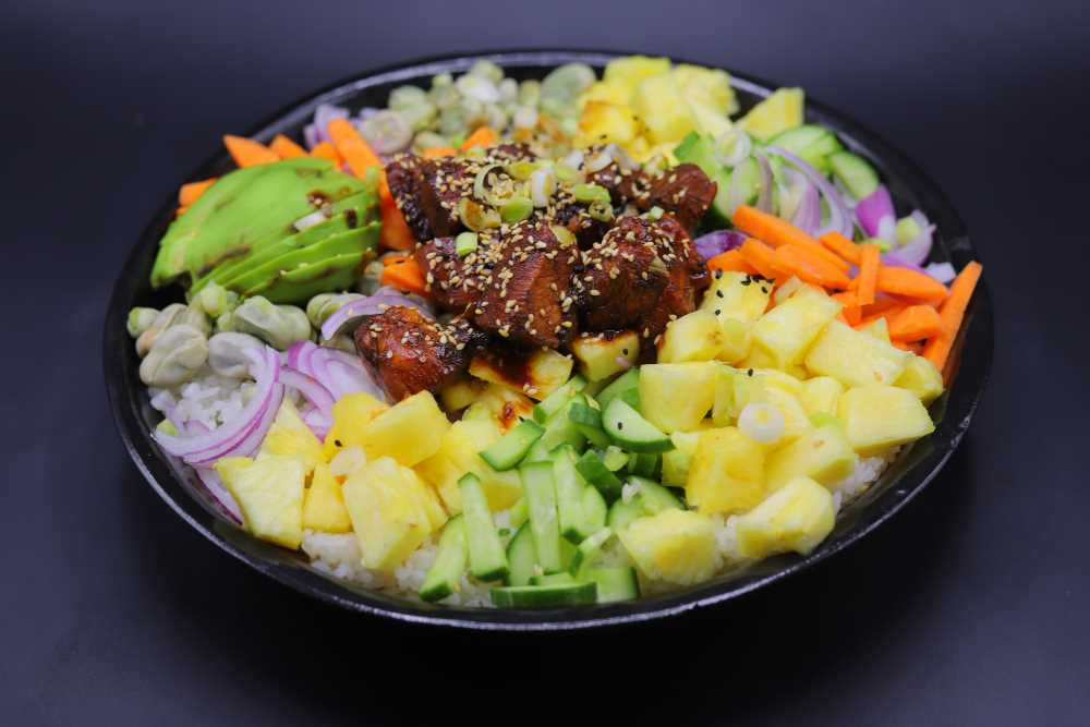 طبق دجاج الهاوايان