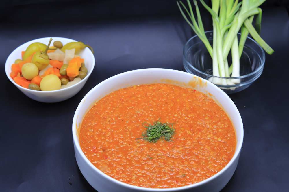 عدس أصفر بالطماطم