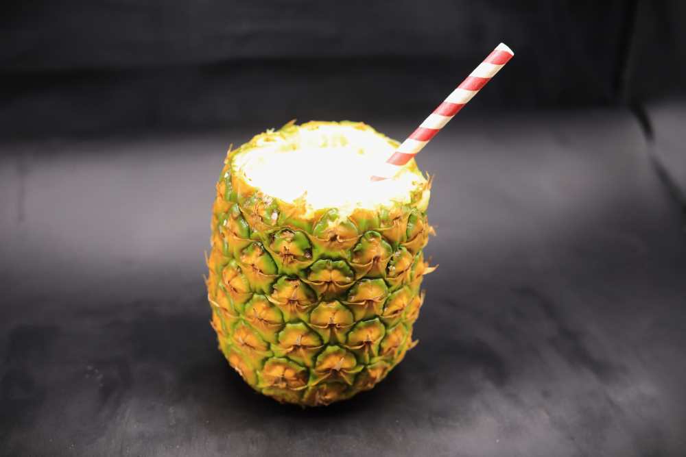 سموذي الأناناس بلبن جوز الهند