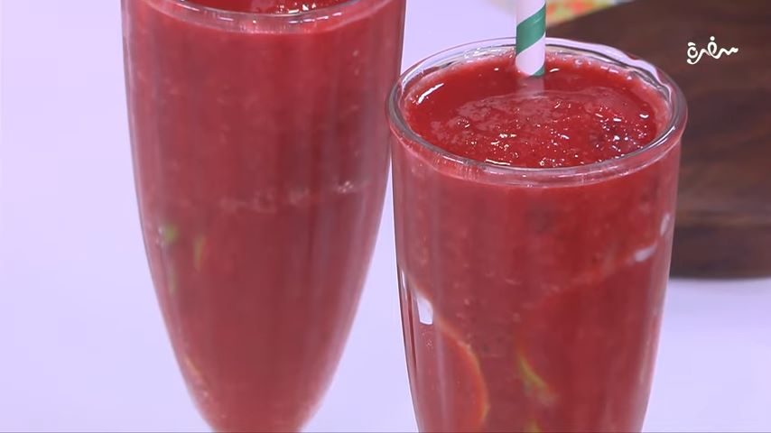 عصير فراولة بماء الورد