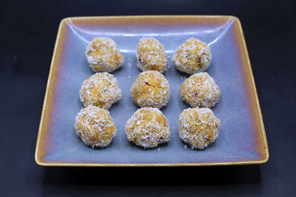 كرات الطاقة بالمشمش