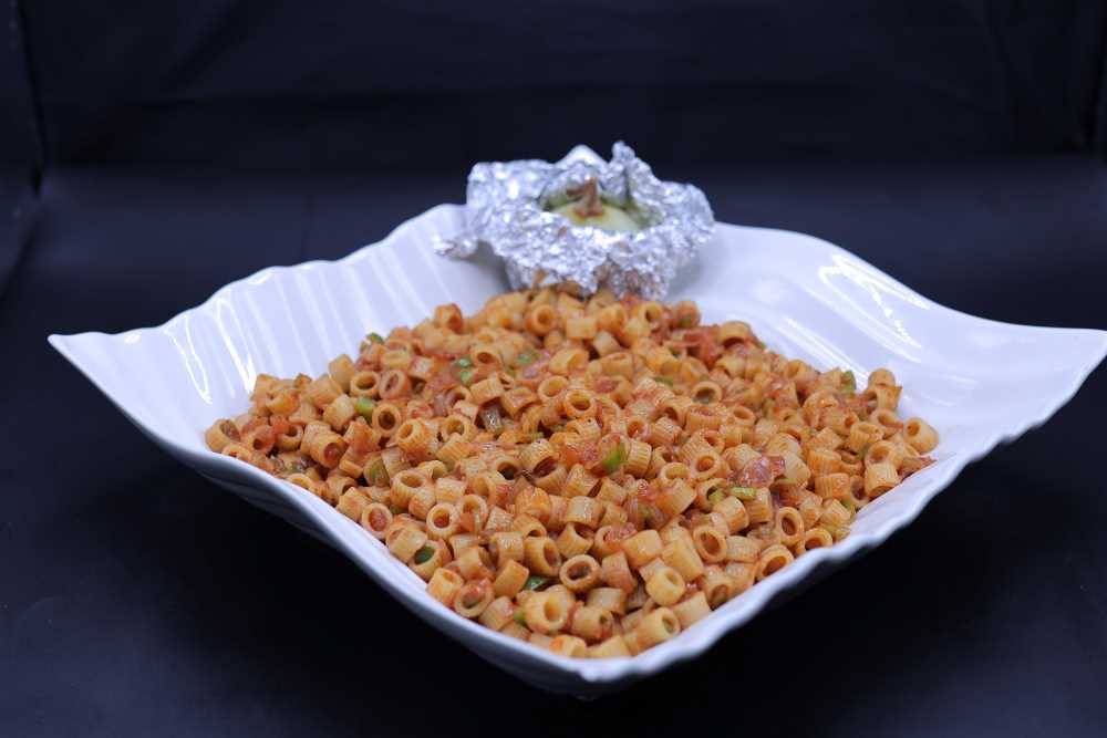 مكرونة بالبصل المشوي