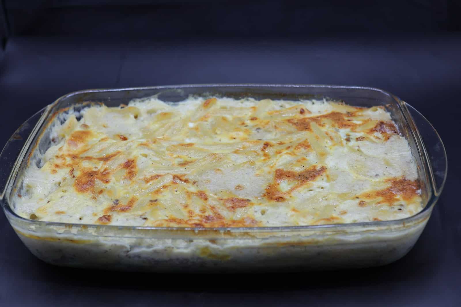 مكرونة بشاميل باللبن القاطع