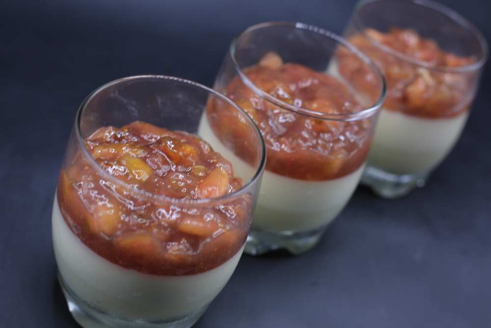 بانا كوتا مع كومبوت التين