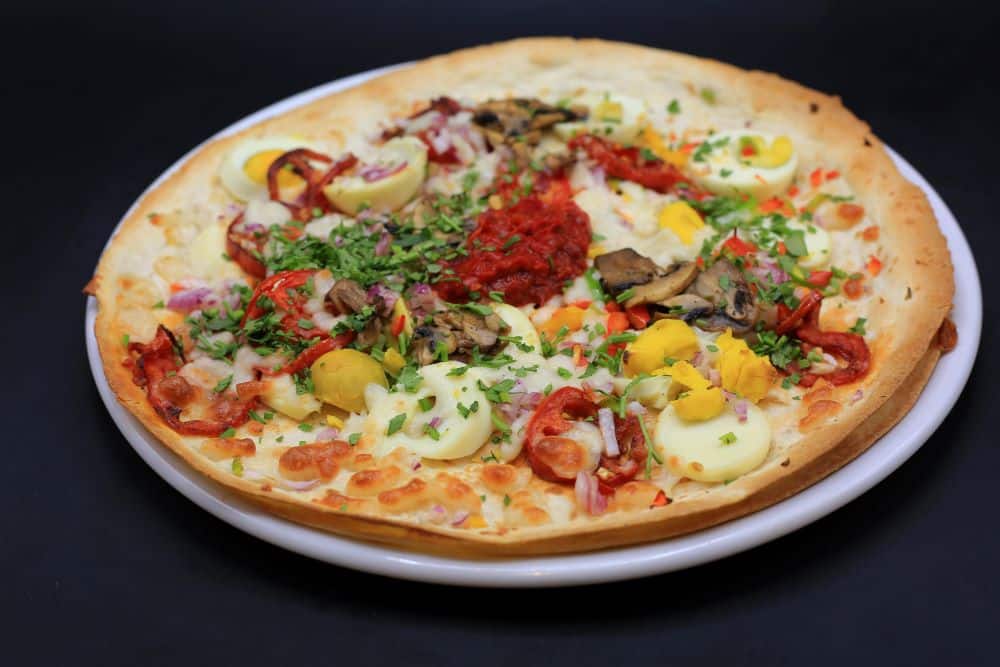 بيتزا المشروم بالبيض