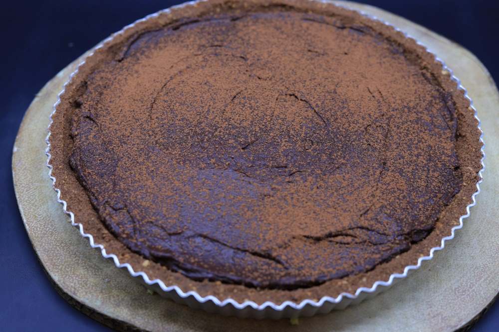 تارت بحشوة الكنافة وزبدة الفستق