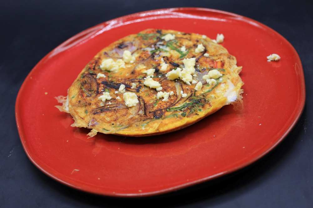 تورتيلا البيض بالفيتا والسبانخ