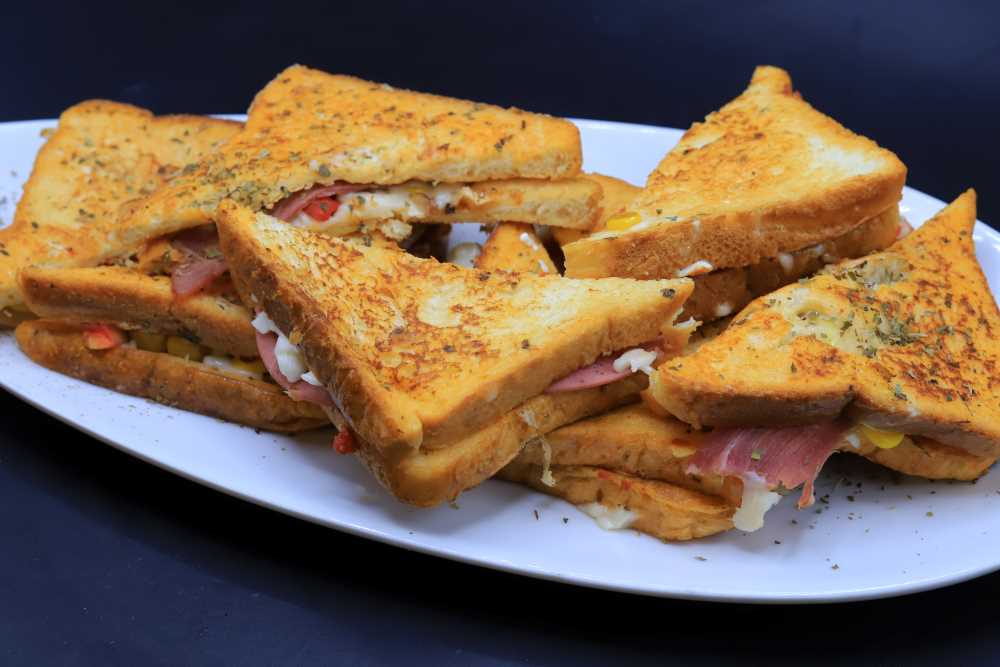 توست بالبيض