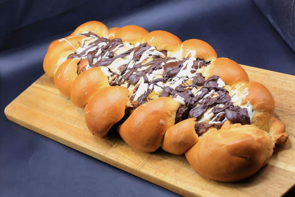 خبز بالشوكولاتة