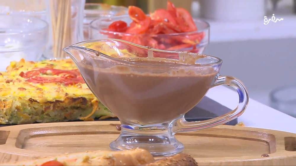 سندوتش سبريد الشوكولاتة بالتمر