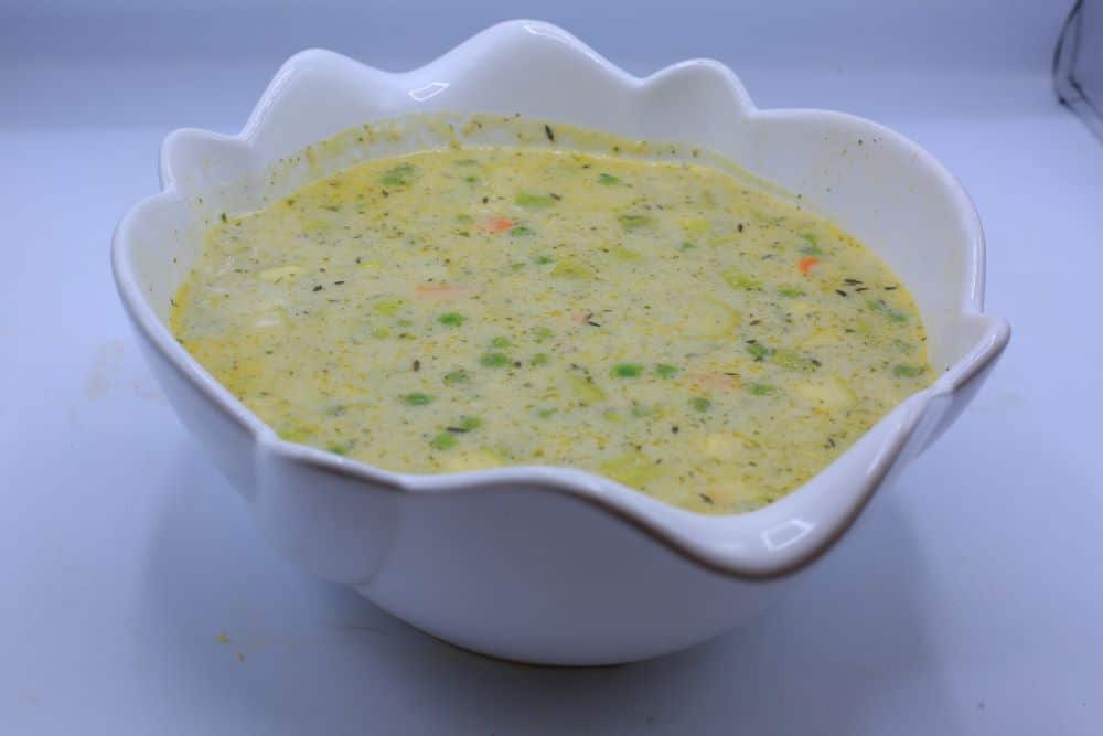 شوربة خضار بالزبادي