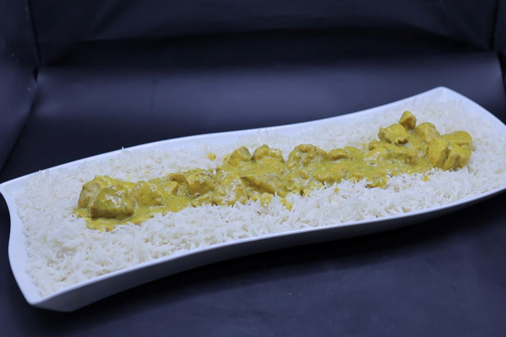 صدور الدجاج بالكاري