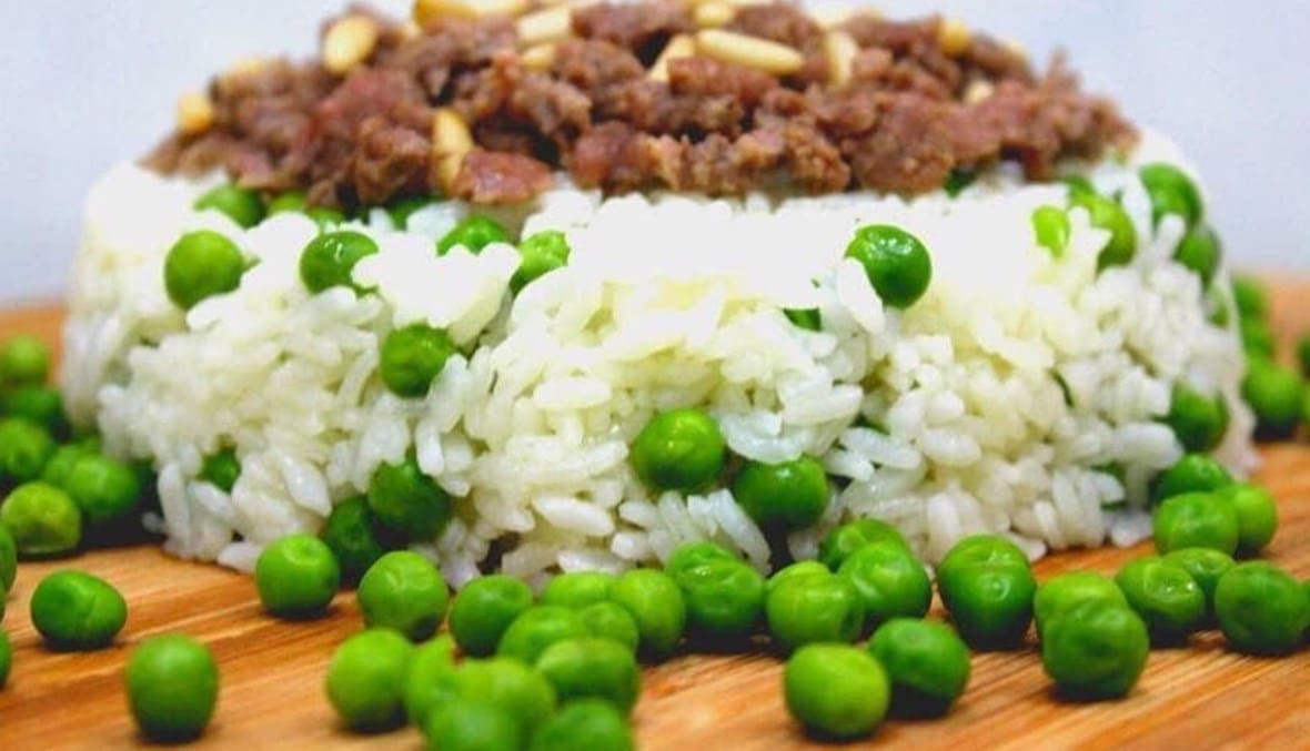 طريقة عمل الأرز الهمشري في البيت بأسهل الخطوات