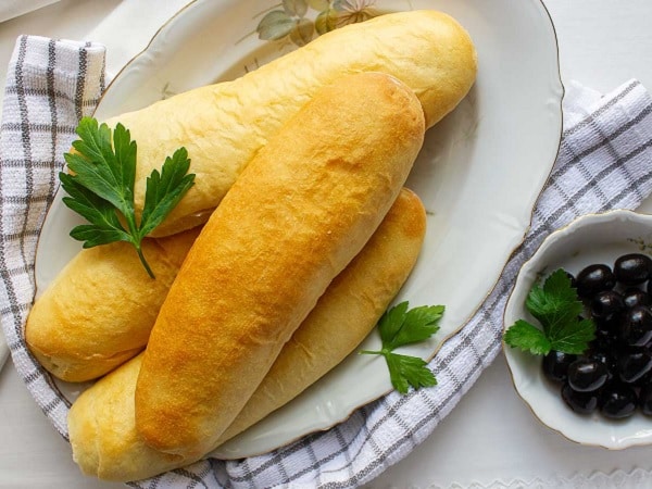 طريقة عمل العيش الفينو