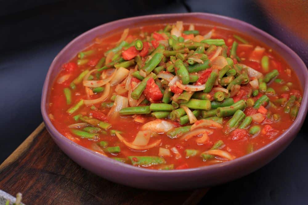 فاصوليا بالصلصة