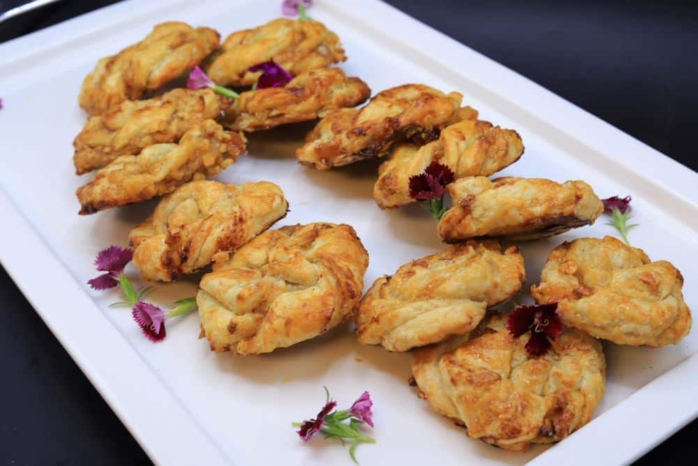 رولات بف بيستري بحشوة المربي