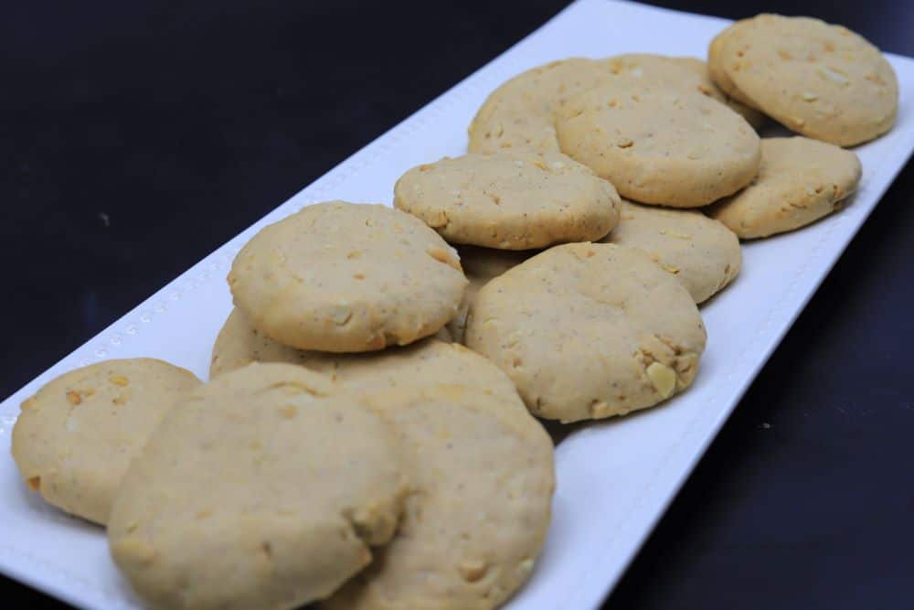 كوكيز بالفول السوداني والقرفة