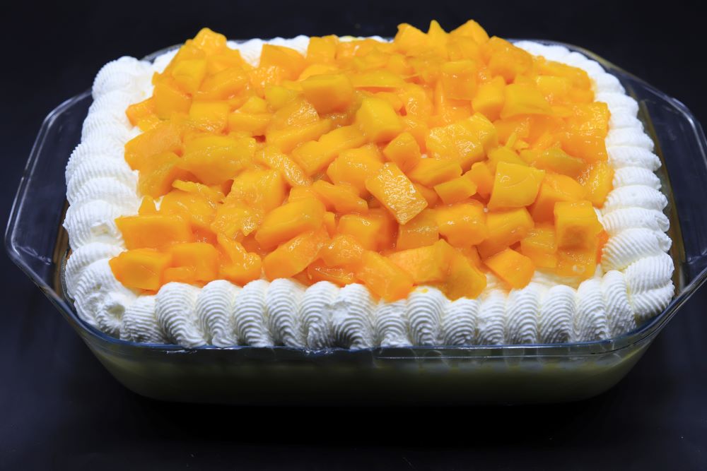 كيك ترى ليتشي المانجو