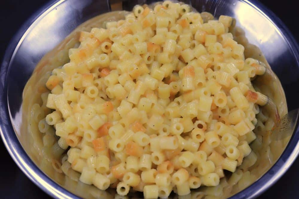 مكرونة محمرة