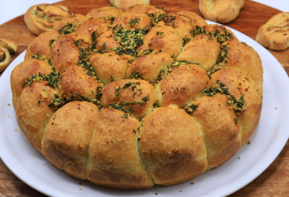 خلية النحل بالجبنة