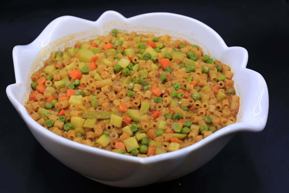 شوربة مكرونة بالخضار