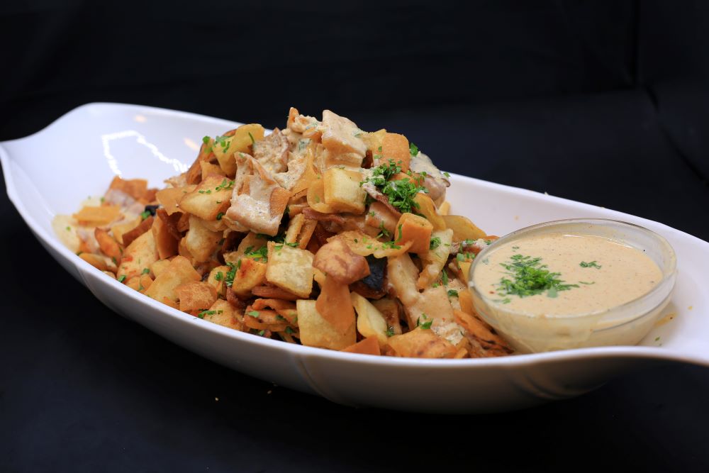 فتة بطاطس بالباذنجان