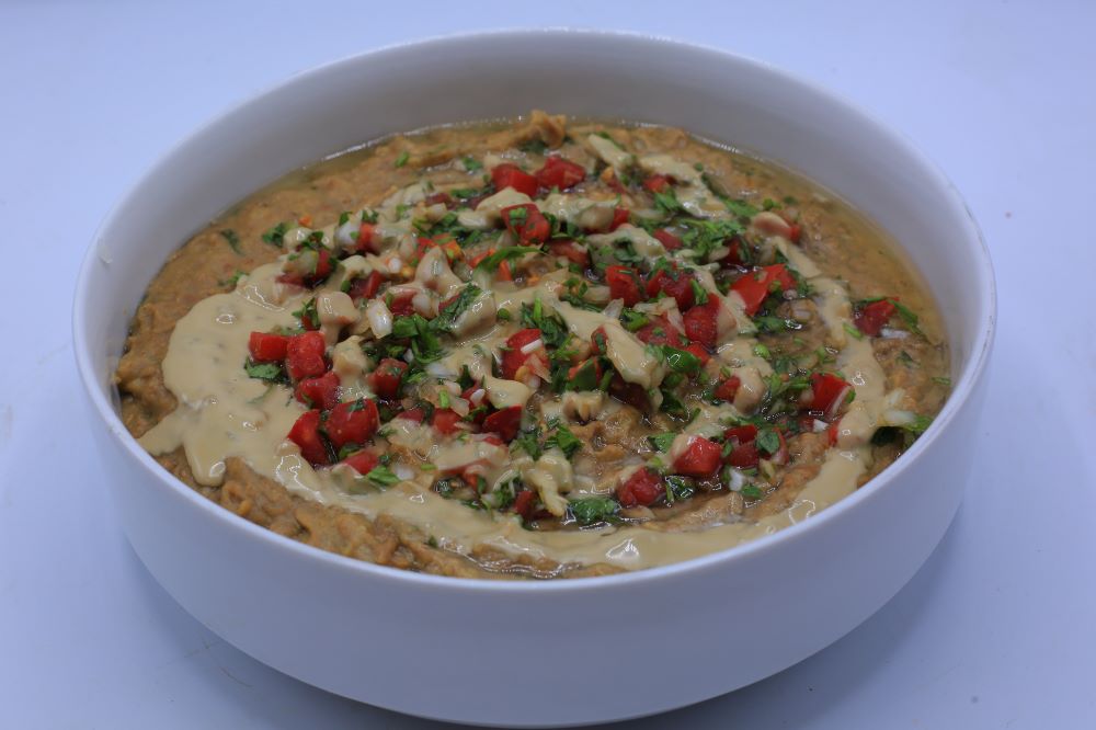 فول بالطحينه والكزبره